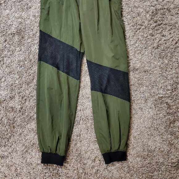 Womens Green & Black Jogging Pants by Akira Size Medium 28" inseam Elastic Waist - Picture 2 of 4